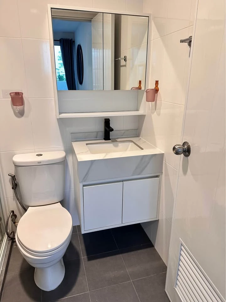 Bella Condo for sale, Rama 2, Building B, 3rd floor. Beautifully decorated and ready to move in. Fully furnished. Don't miss out!