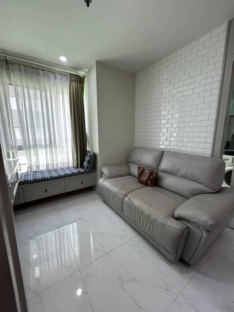 For sale: Premsiri Boutique Park Kaset-Nawamin. The room is beautifully decorated, nice to sleep in, complete with furniture. You can come alone.