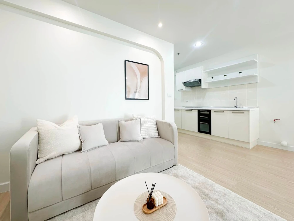 For sale: Metro Park Sathorn, Building 2E (Phase 2/1), 6th floor. Beautifully decorated in a minimalist Muji style, very livable, don't miss out!