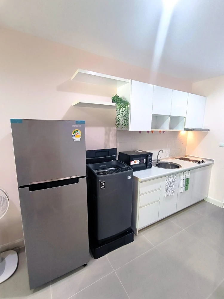 Selling Metro Park Sathorn condo, ready to move in, fully furnished, spacious and comfortable. Book now before it's too late!+++
