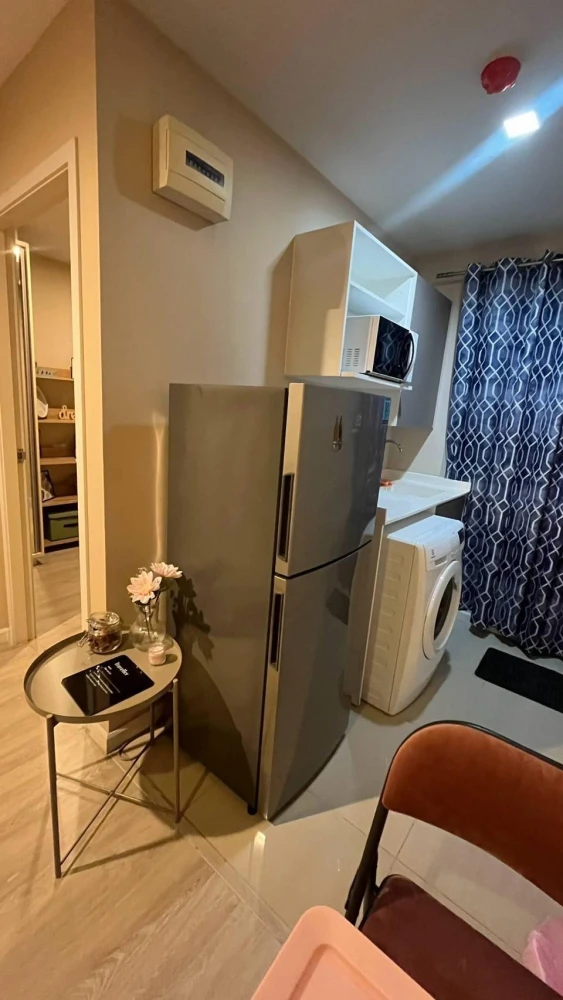 For sale: Metro Luxe Rama 4, 4th floor, Building B, fully furnished + complete electrical appliances, very nice to live in, hurry up and grab it!