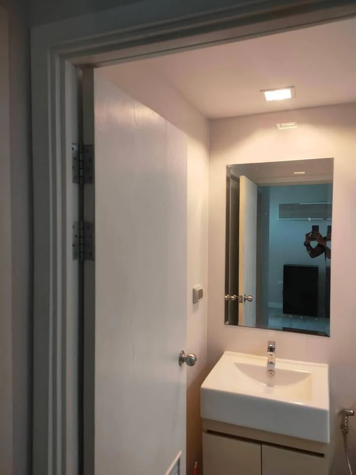 For sale: Metro Lux Kaset, 8th floor, single room, beautiful view, RS view, quiet, walls not connected to other rooms, must arrange!!