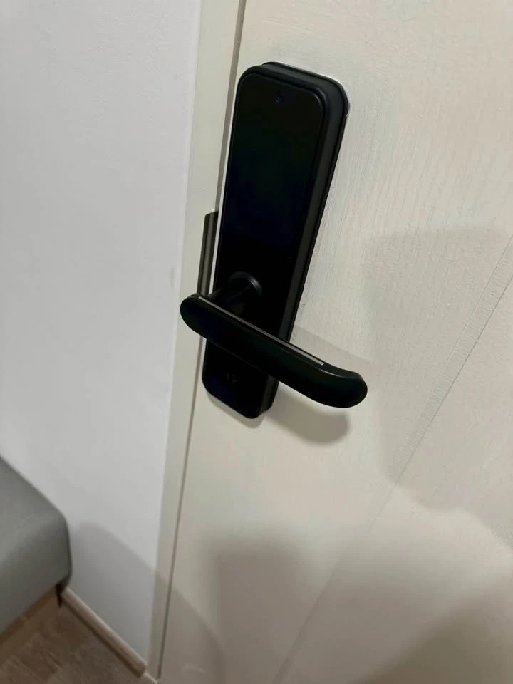 For sale: Sena Kit Srinakarin - Sridan. The room is in a good location, far from the elevator, few people walking by, the building does not block the