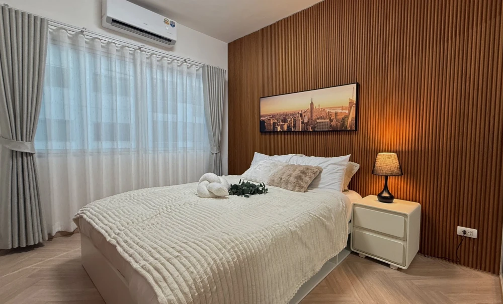 For sale: A Space Sukhumvit 77, Building D, pool view, beautiful minimalist style room, fully furnished and ready to move in.