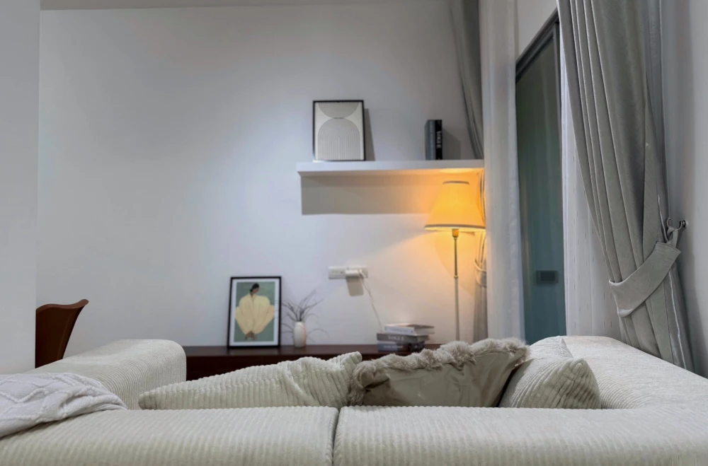 For sale: A Space Sukhumvit 77, Building D, pool view, beautiful minimalist style room, fully furnished and ready to move in.