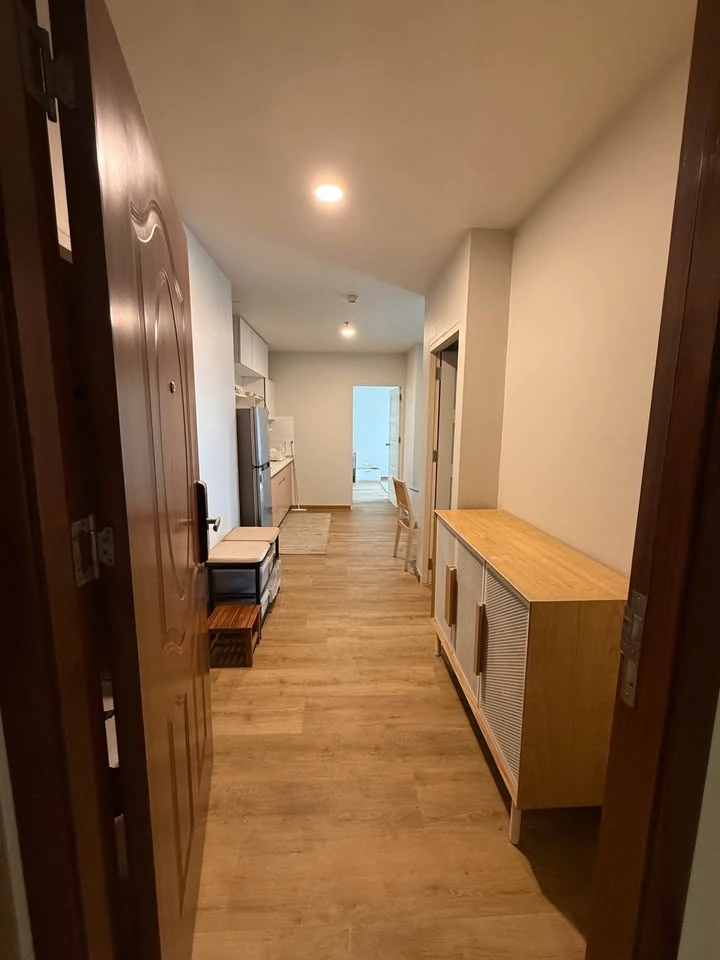 For sale: Eaksin Place Ngamwongwan, ready-to-move-in apartment. Spacious and comfortable. Book now!