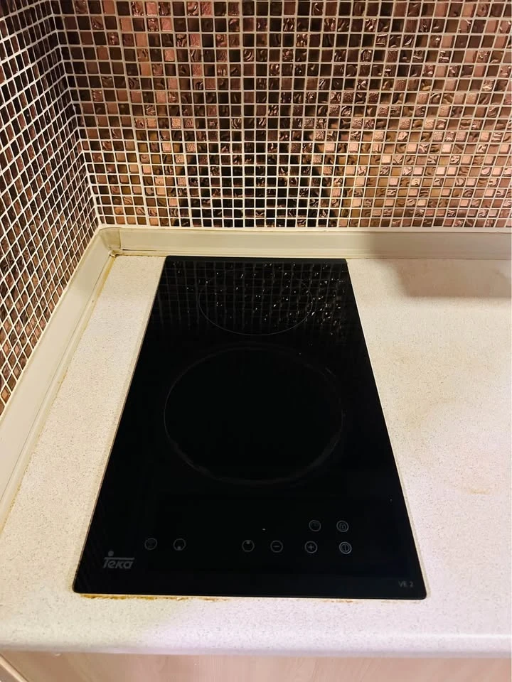 For Sale: Episode Phahol-Saphan Mai. Fully furnished, featuring a stylish grey color scheme. Book now before it's gone!