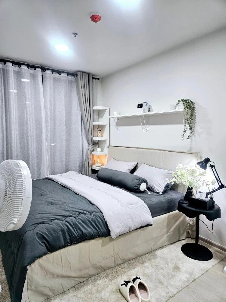 For sale: Elio Del Nest, a lovely room decorated in clean white tones, with complete facilities. If you don't book, you'll miss out++