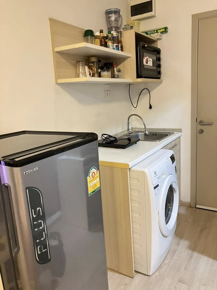 For sale: Elio Del Ray Studio room, Building F, 6th floor, fully furnished, don't miss it.
