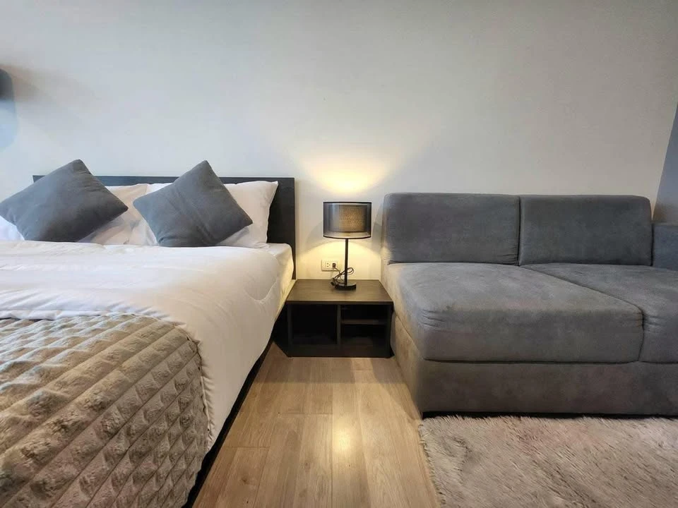For sale: Estabe Phahon Yothin 18, beautiful room, comfortable, hotel feel, fully furnished, just bring your bags and move in!
