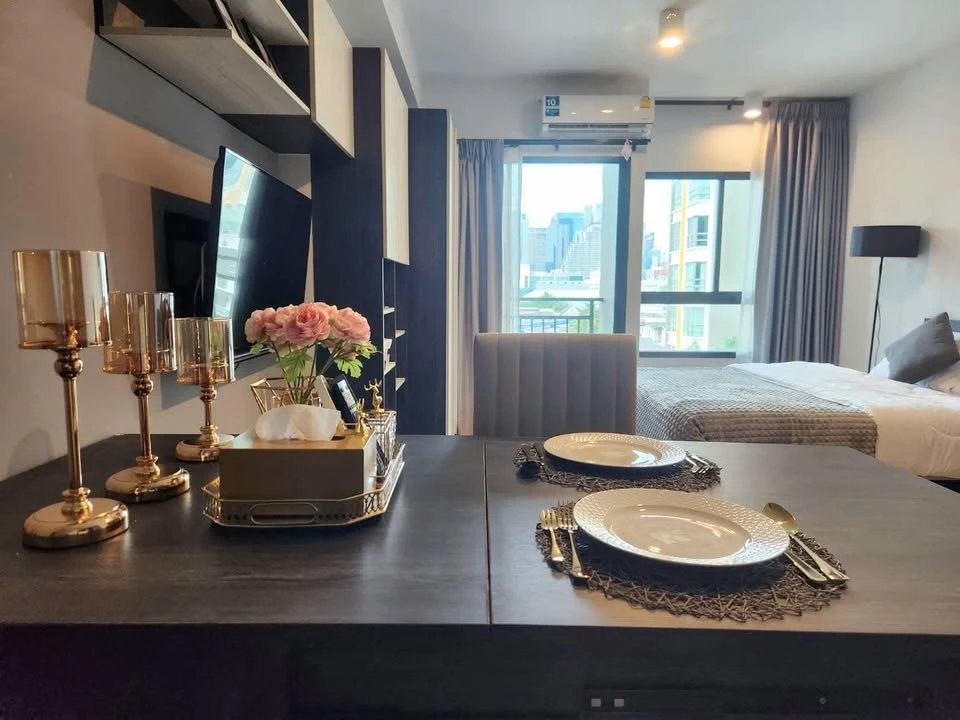 For sale: Estabe Phahon Yothin 18, beautiful room, comfortable, hotel feel, fully furnished, just bring your bags and move in!