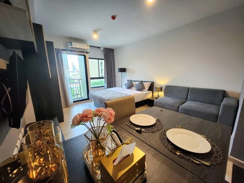 For sale: Estabe Phahon Yothin 18, beautiful room, comfortable, hotel feel, fully furnished, just bring your bags and move in!