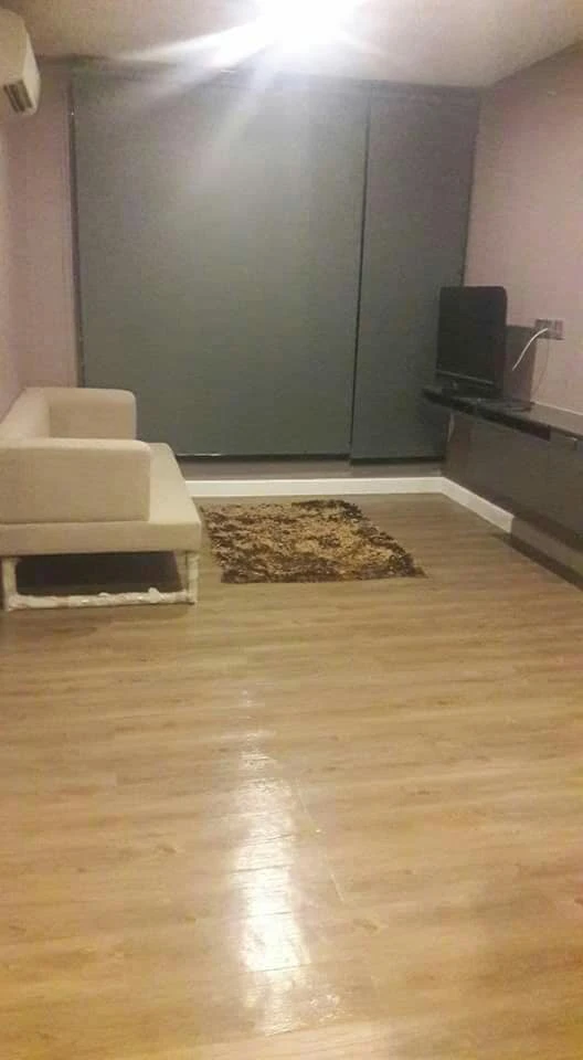 Esta Bliss for sale, top floor, corner room, pool view, fully furnished, good price, don't just look, hurry and reserve now.