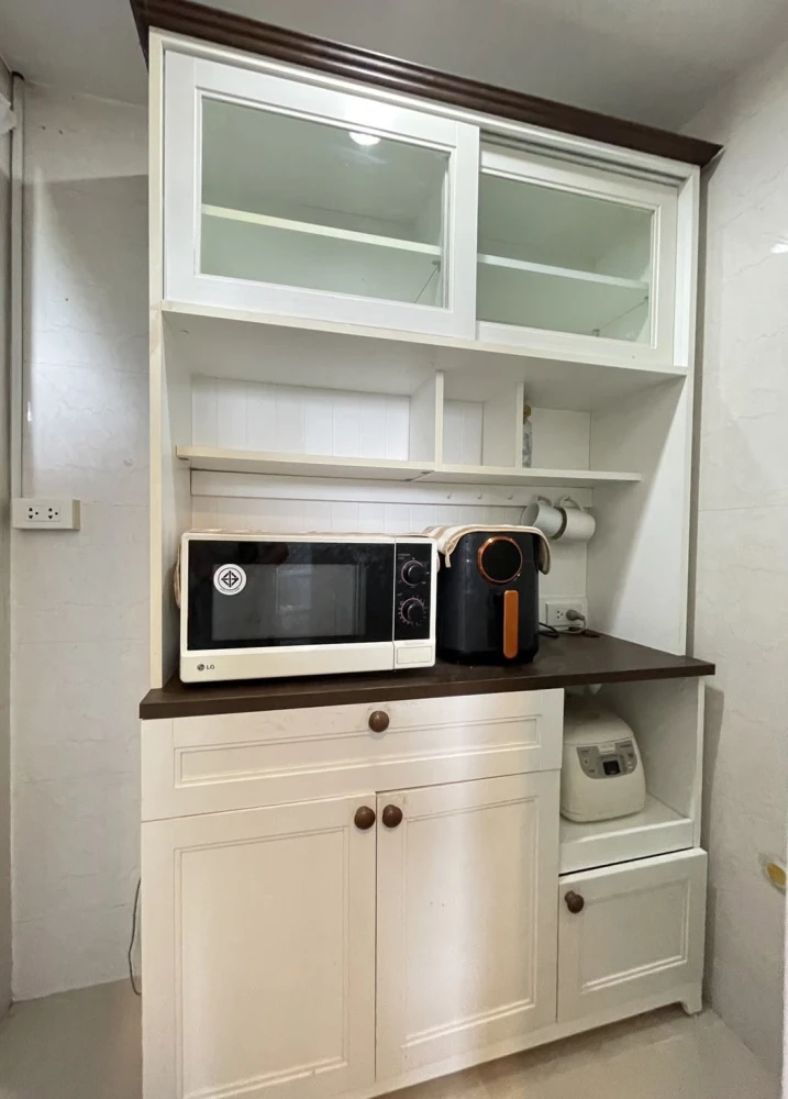 For sale: Grand Park Town, 8th floor, with balcony and stunning city view. Fully furnished. A must-buy!