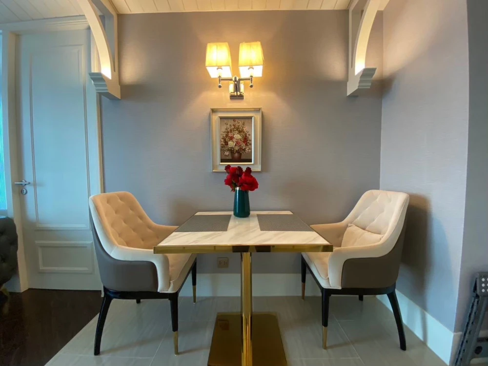 For sale: Grand Florida Beachfront Condo Resort Pattaya, decorated in Florida style, fully furnished, reserve now!
