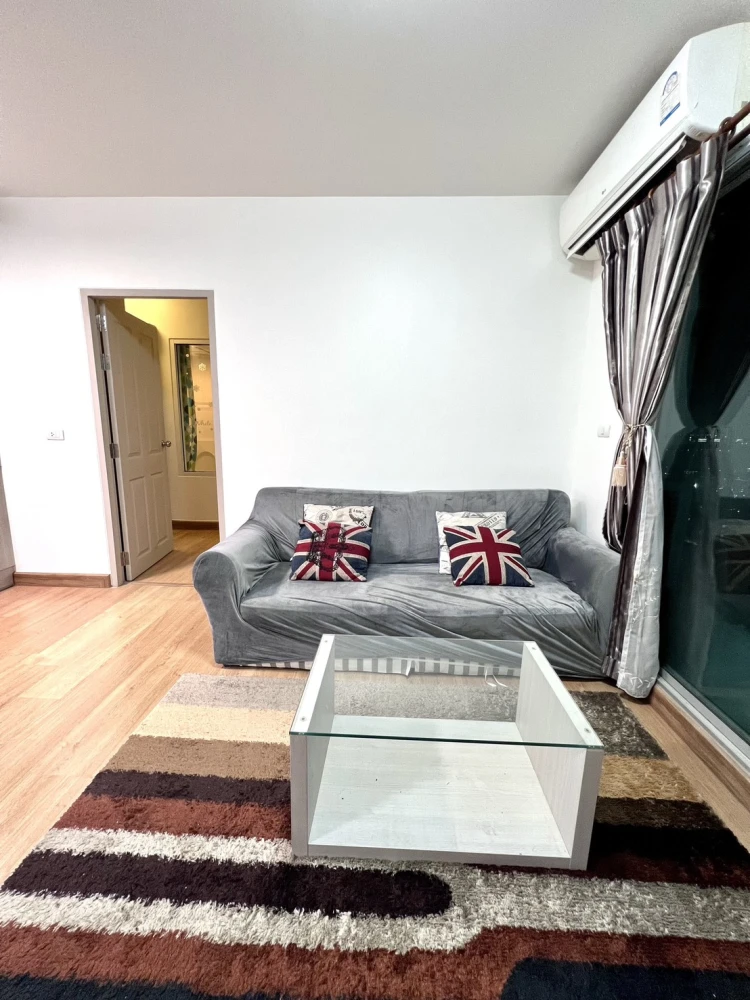 For sale: Chapter One Modern Dutch, 23rd floor, very high, room on the Chao Phraya River side, beautiful view, interested, book now!