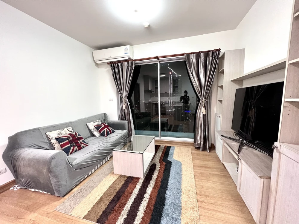 For sale: Chapter One Modern Dutch, 23rd floor, very high, room on the Chao Phraya River side, beautiful view, interested, book now!