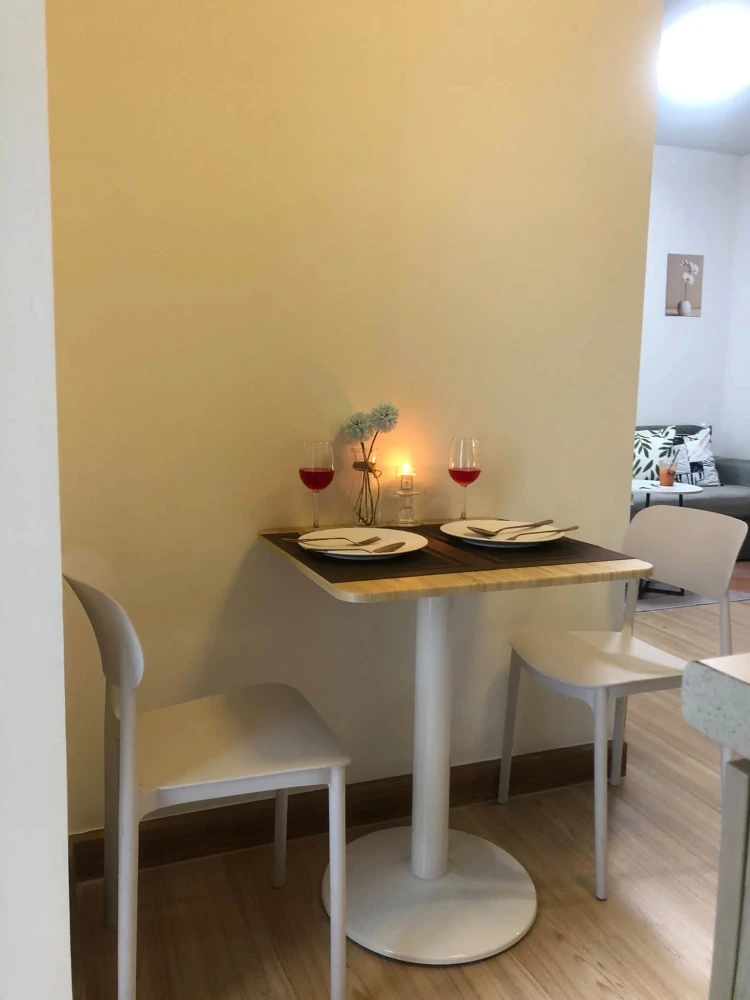 For sale: Chapter One Modern Dutch, Building B, 9th floor. Features a stunning river view and beautiful, high-end interior design—an incredibly inviti