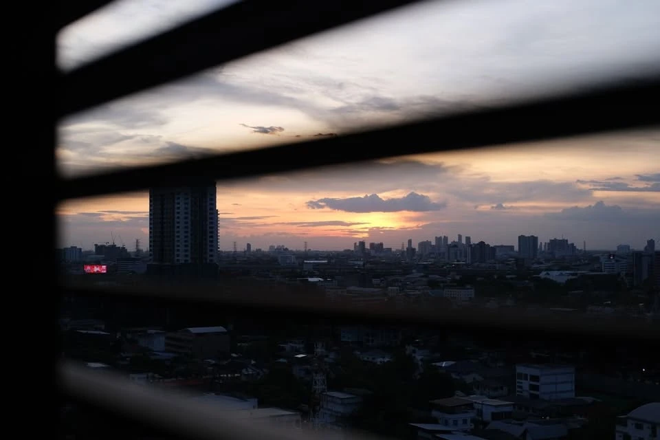For sale: Massarine Ratchayothin, 17th floor, city view, north facing, near fire escape, quiet atmosphere, don't miss it.