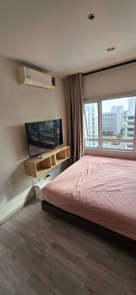 For sale: Manor Sanambinnam, a riverside condo on the Chao Phraya River, great atmosphere, a super chill atmosphere, hurry and book now.