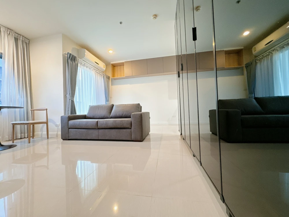 Manor Sanambinnam for sale, high floor, city view, empty room, clean, pleasing to the eye, already comfortable. Good like this, reserve now.