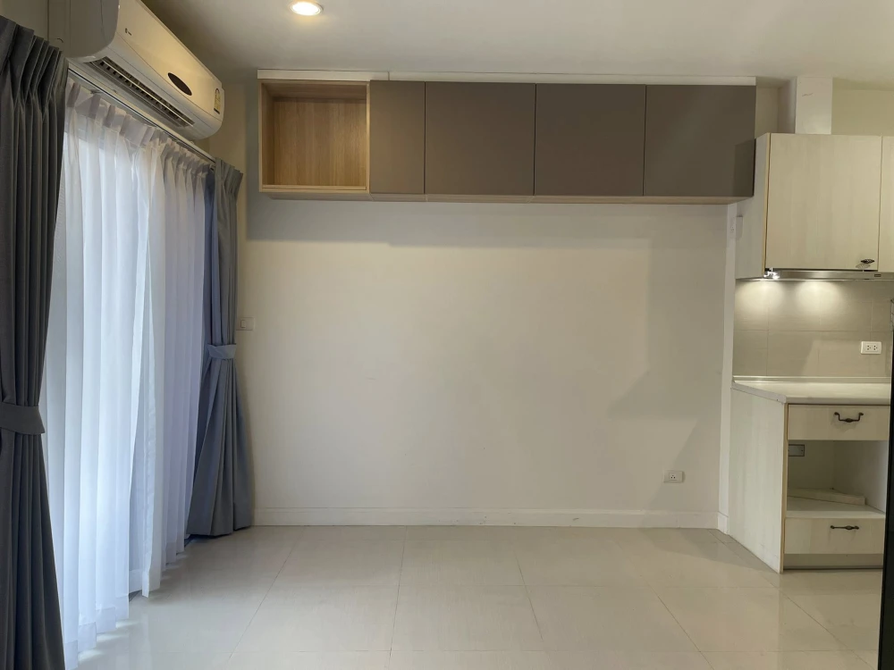 Manor Sanambinnam for sale, high floor, city view, empty room, clean, pleasing to the eye, already comfortable. Good like this, reserve now.