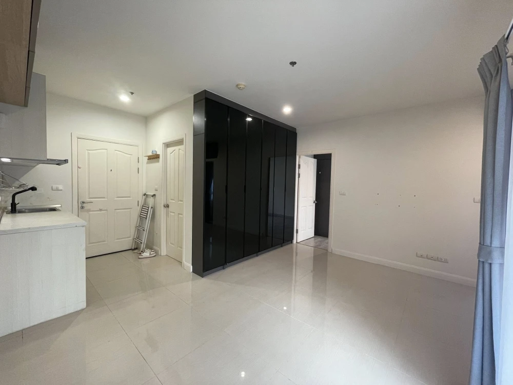 Manor Sanambinnam for sale, high floor, city view, empty room, clean, pleasing to the eye, already comfortable. Good like this, reserve now.