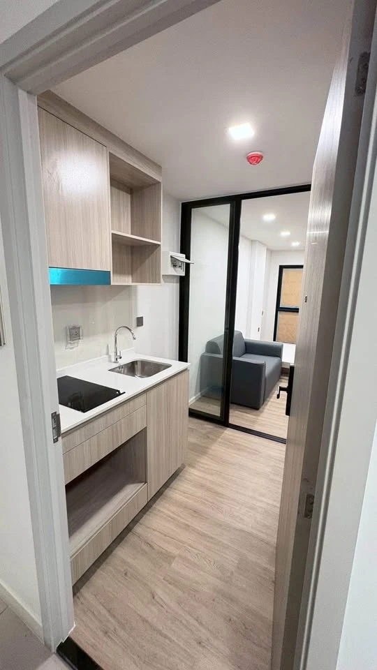 For sale: Atmoz Flow Minburi, wide front room, private corner room, perfect for relaxation. Must book.