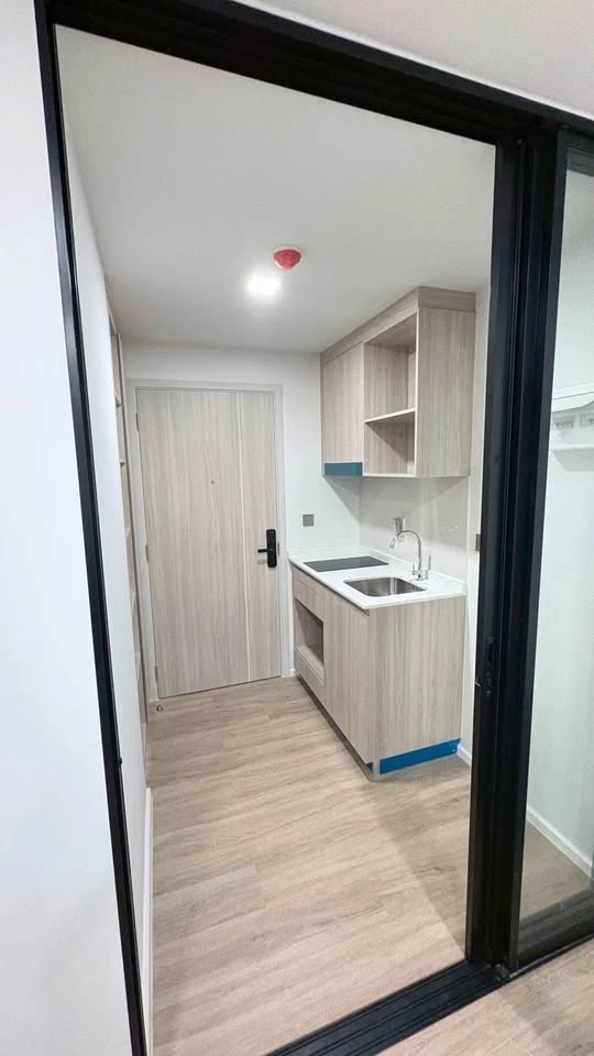 For sale: Atmoz Flow Minburi, wide front room, private corner room, perfect for relaxation. Must book.