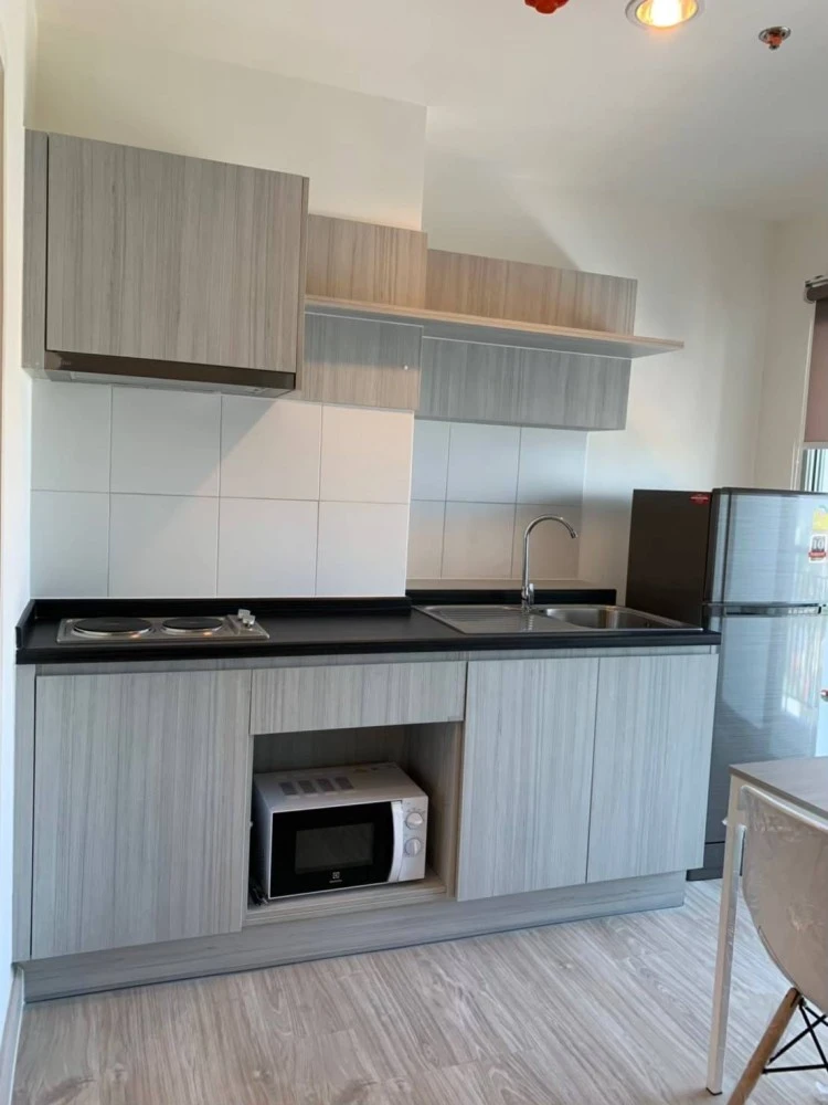 For sale: Aspire Ngamwongwan, high floor room, 25th floor, good breeze, not hot, beautiful view, you can live comfortably. Hurry and reserve now!
