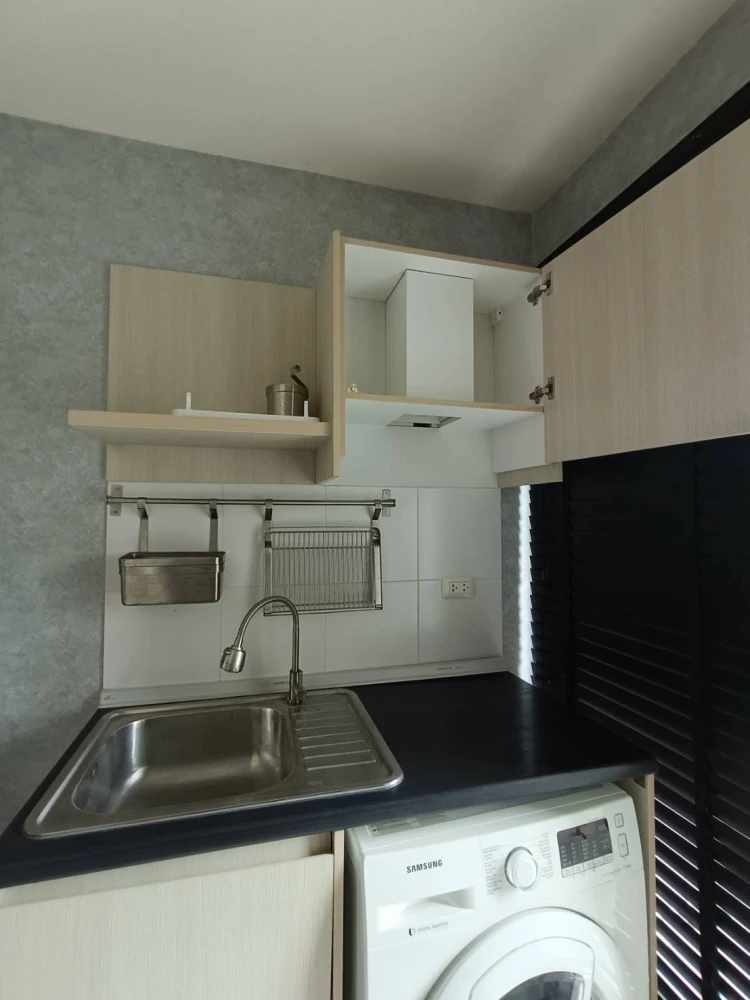 For sale: Aspire Rattanathibet 2, beautiful city view, wallpapered, decorated in a very chic loft style. If interested, reserve now.