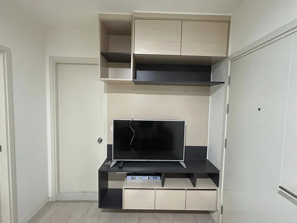 For sale rent : Aspire Sathorn-Tha Phra with quality built-in furniture, great view, great atmosphere. I must say you must book.