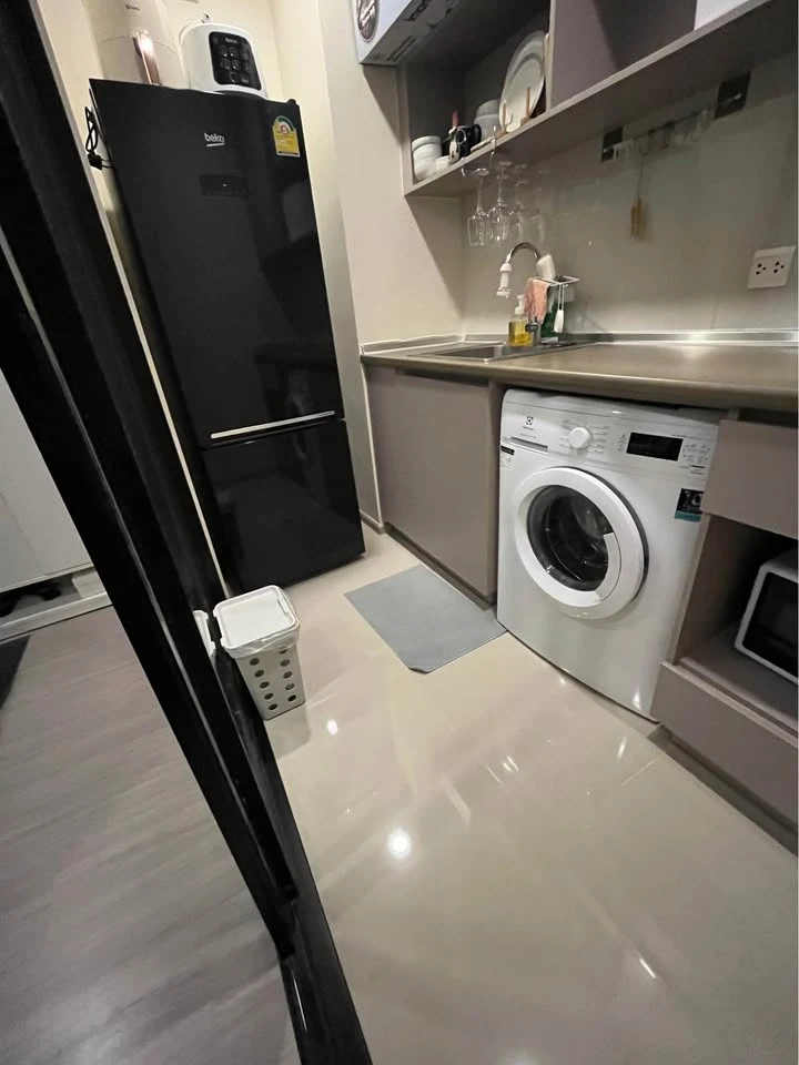 For sale: Aspire Sukhumvit-On Nut, beautiful room, clean, cool atmosphere, good breeze, quiet, not hot, hurry up and grab it.