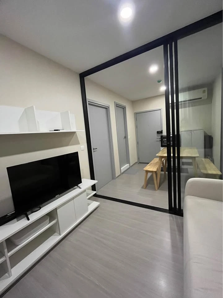 For sale: Aspire Sukhumvit-On Nut, beautiful room, clean, cool atmosphere, good breeze, quiet, not hot, hurry up and grab it.