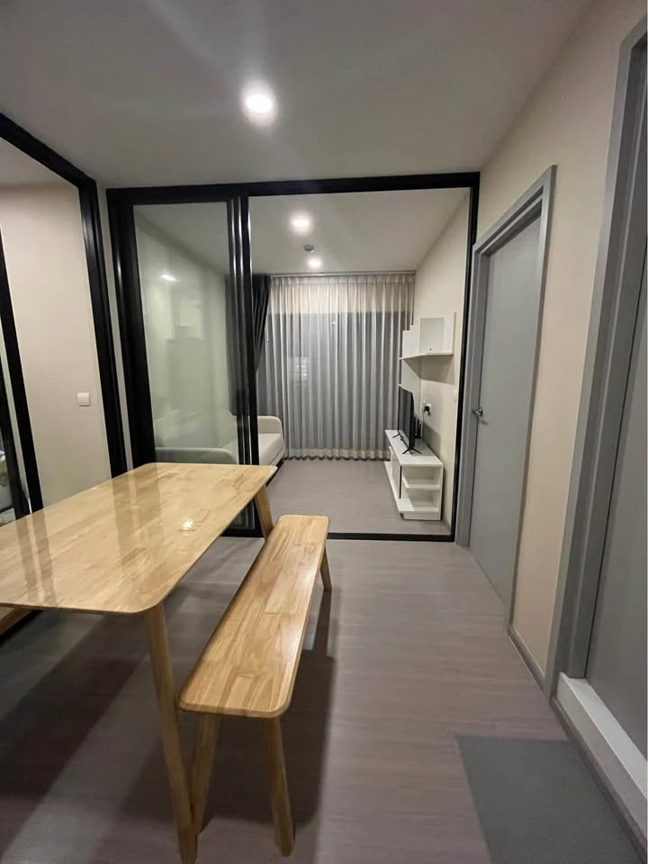 For sale: Aspire Sukhumvit-On Nut, beautiful room, clean, cool atmosphere, good breeze, quiet, not hot, hurry up and grab it.