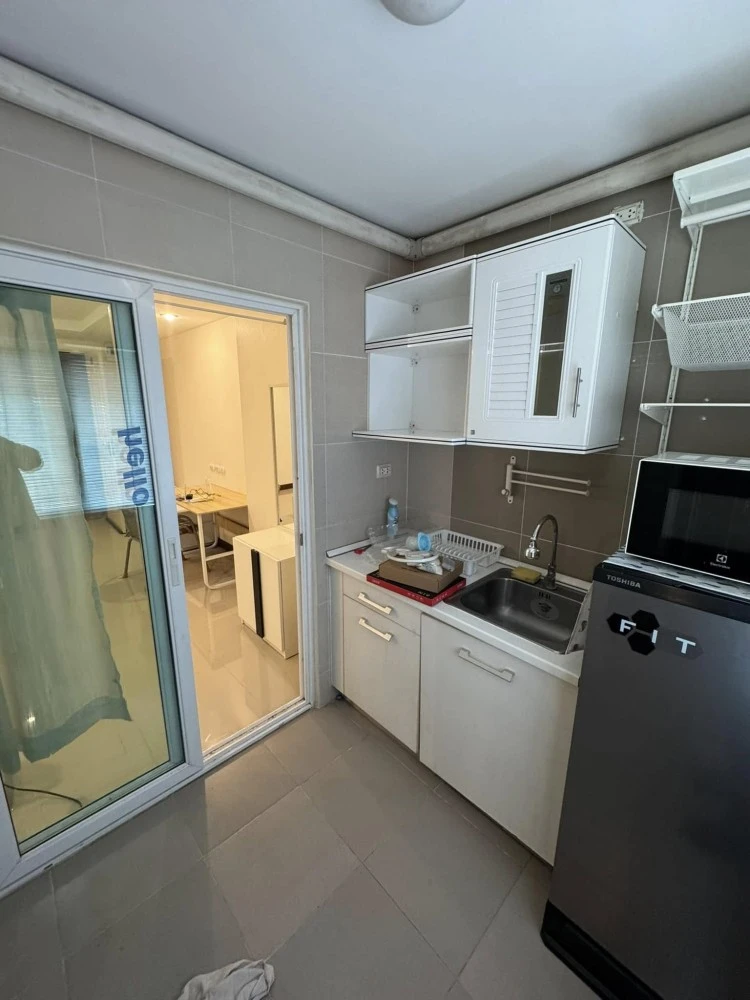 For sale: Happy Condo Ratchada 18, studio room, fully furnished, great value, hurry and book now!