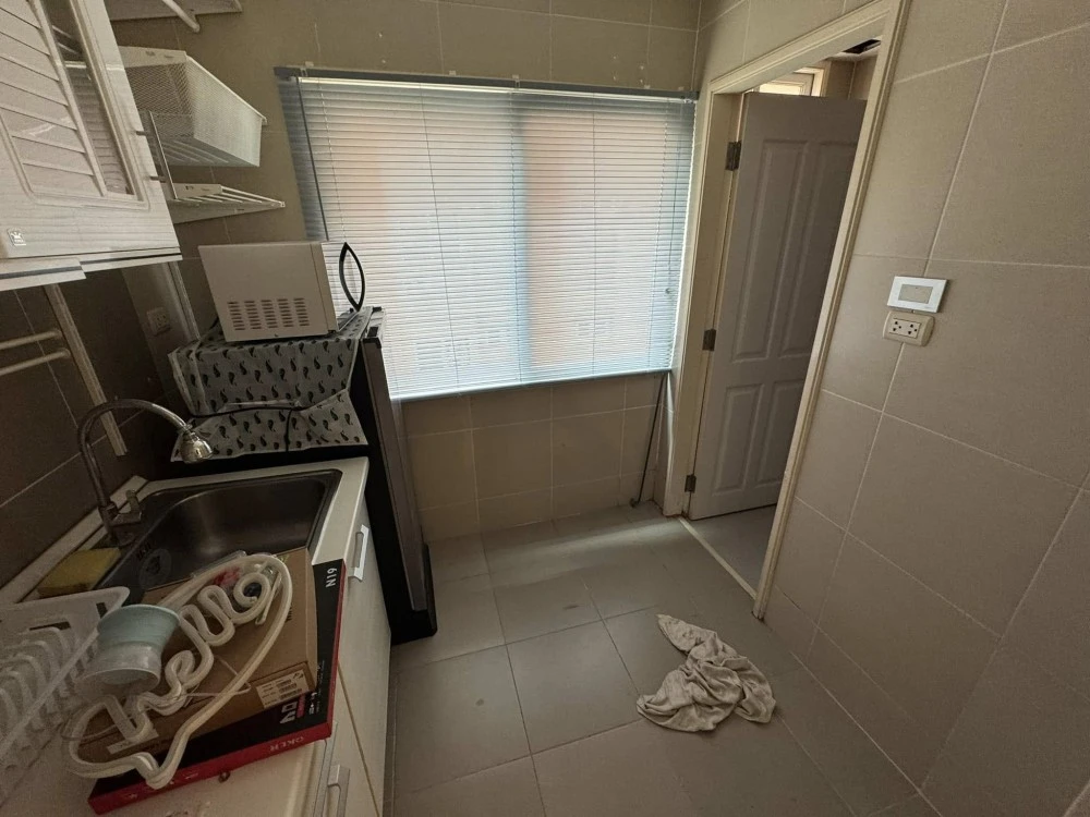 For sale: Happy Condo Ratchada 18, studio room, fully furnished, great value, hurry and book now!