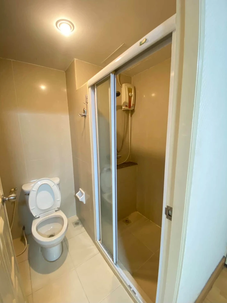 For Sale: Happy Condo Lak Si-Don Mueang. Offering a convenient lifestyle with everything you need, situated in the heart of Don Mueang—an opportunity