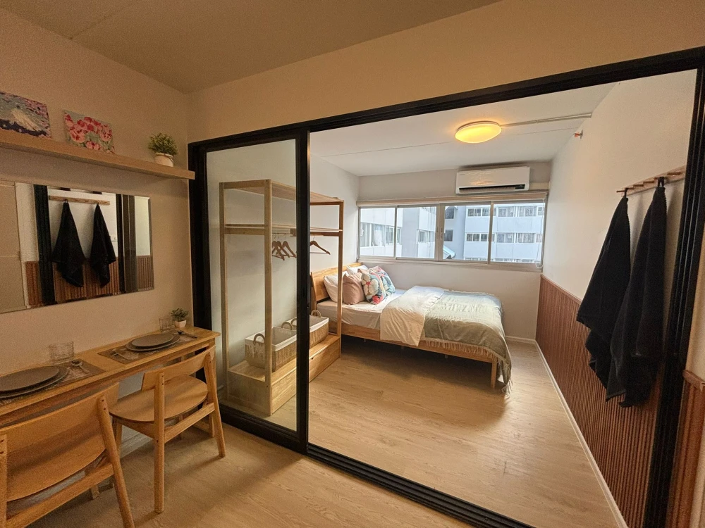 For sale: Mori Condominium, Muang Thong Thani, 4th floor room, swimming pool view, fully decorated, minimalist style, this comfortable place to live,