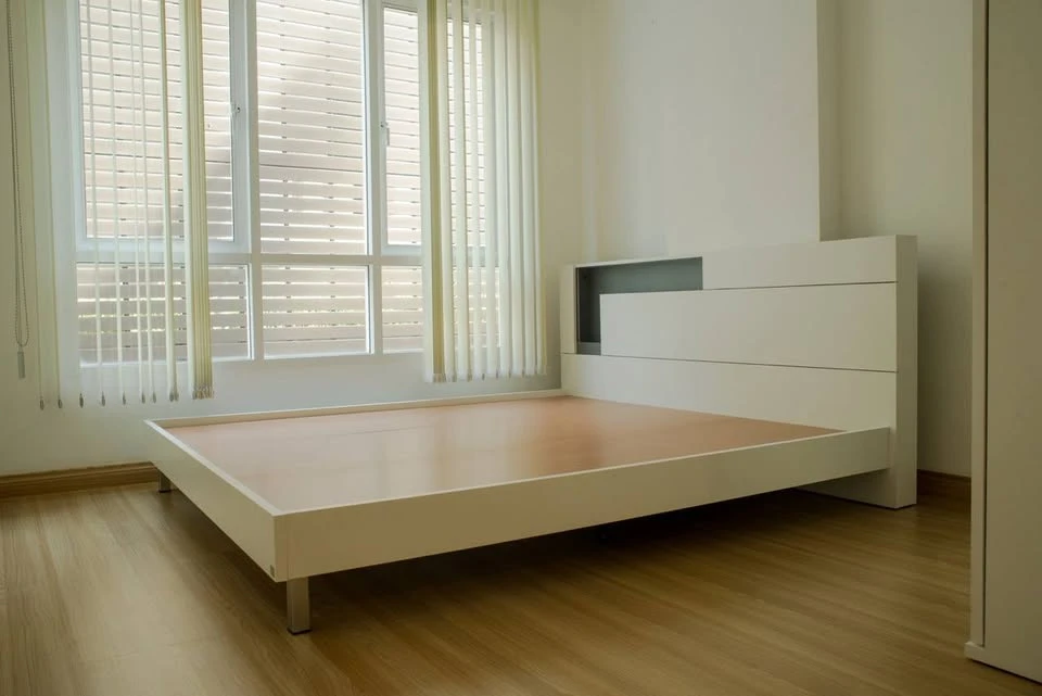 For sale: Vogue Sukhumvit 16, fully furnished with air conditioning and other electrical appliances. Move in now, don't delay.