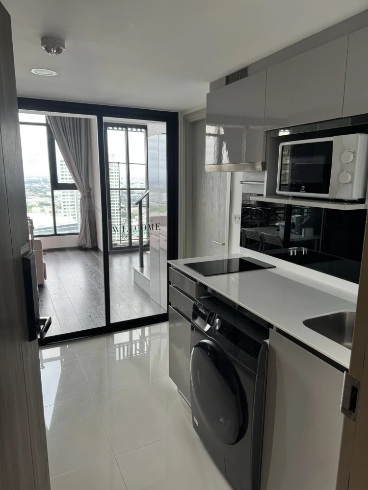 For Sale/Rent: Knightsbridge Space Rathchayothin 1 Bedroom Plus DUO Type, high glass room with a full view. Come and reserve now.