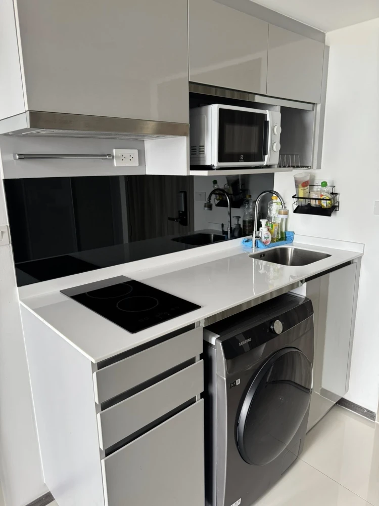 For Sale/Rent: Knightsbridge Space Rathchayothin 1 Bedroom Plus DUO Type, high glass room with a full view. Come and reserve now.