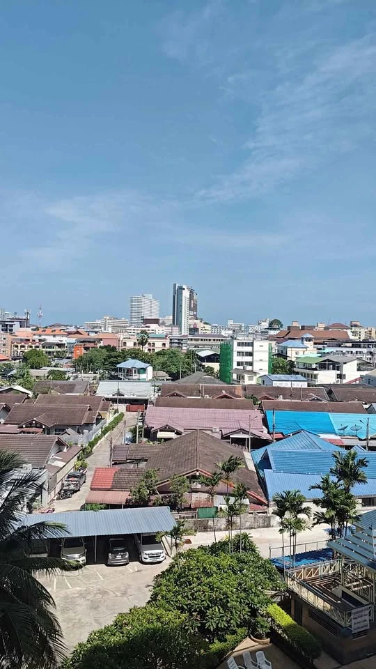 For sale, for rent, 9 Karat Condo (Central Pattaya), 31 sq m, 6th floor, fully furnished, good view, in the heart of Pattaya, hurry and book now.