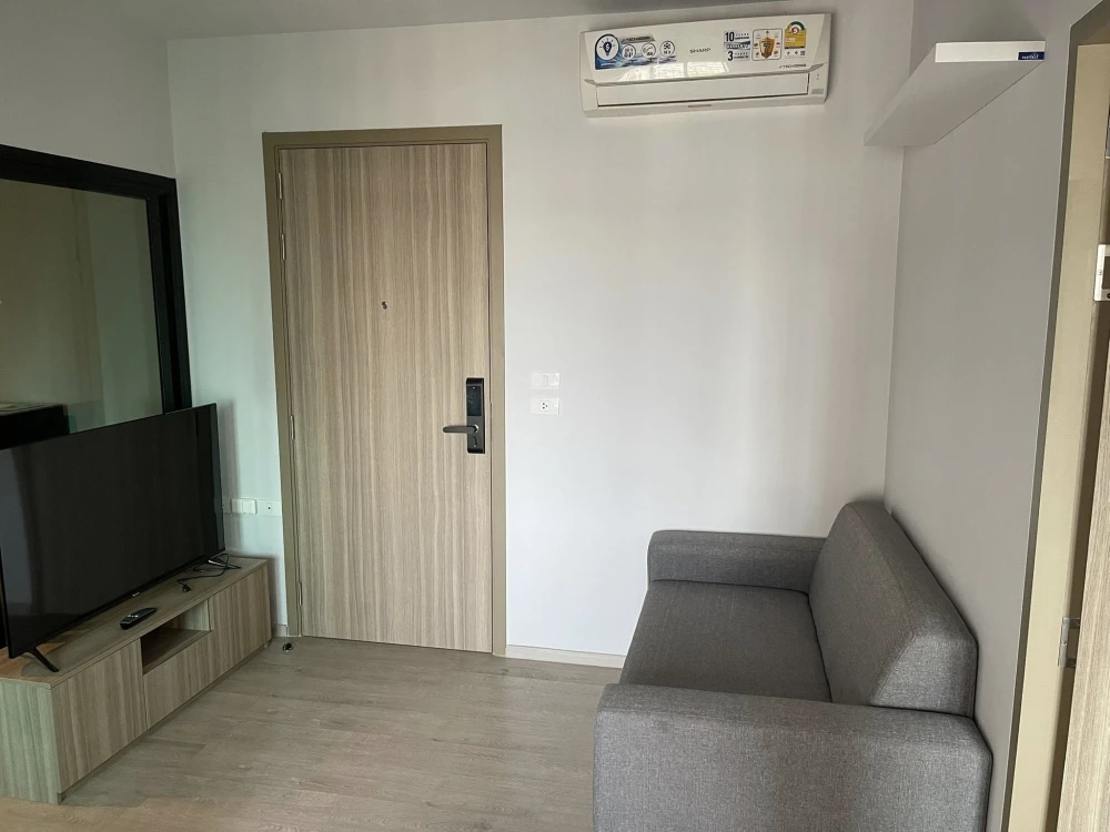 For sale, for rent, Altitude Unicorn Sathorn-Tha Phra, large room, comfortable, lots of usable space, if you don't book, you'll regret it.