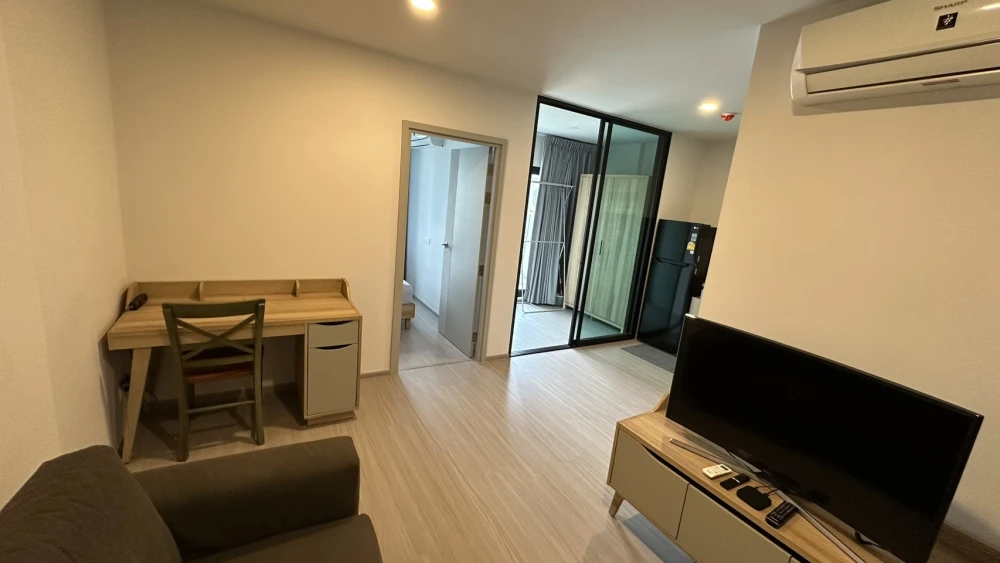 For sale, for rent Aspire Asoke - Ratchada, nice room, good location, fully furnished, just bring your bags and move in.