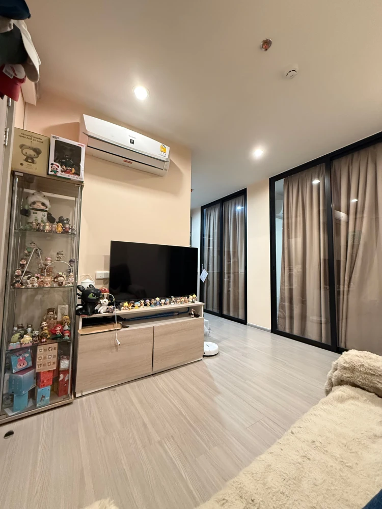 For sale or rent: Aspire Erawan Prime, 21st floor, fully furnished, ready to move in. Book now!