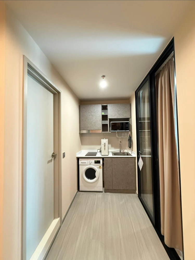For sale or rent: Aspire Erawan Prime, 21st floor, fully furnished, ready to move in. Book now!