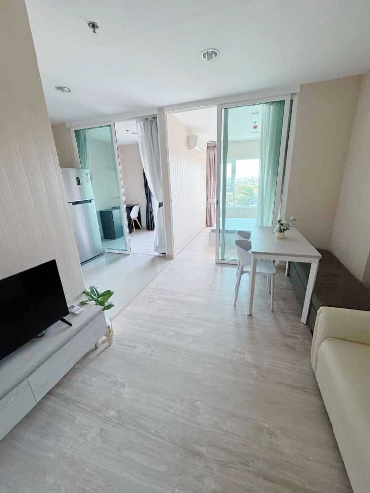 For sale or rent: Aspire Erawan, a ready-to-move-in condo with easy access to the city. 1 bedroom, 1 multipurpose room. Book now!