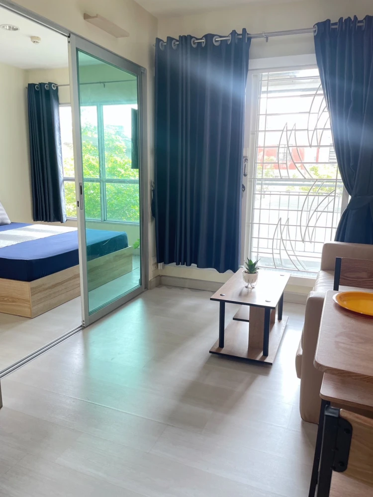 For sale or rent: Aspire Ngamwongwan, a lovely, fully furnished apartment. Book now! Don't miss out!
