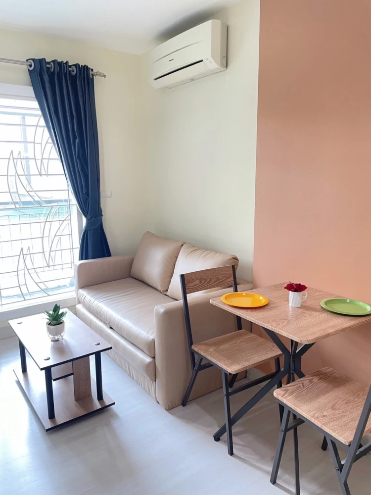 For sale or rent: Aspire Ngamwongwan, a lovely, fully furnished apartment. Book now! Don't miss out!